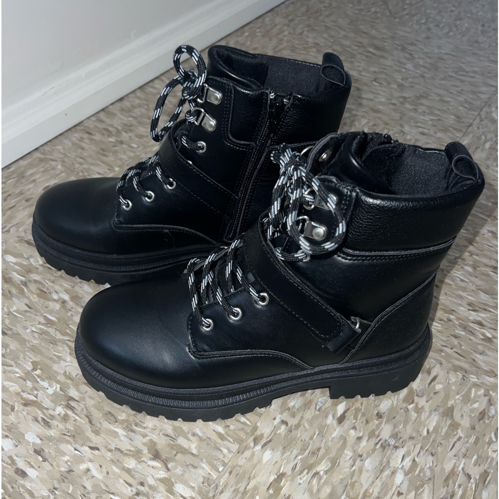 Women Boots